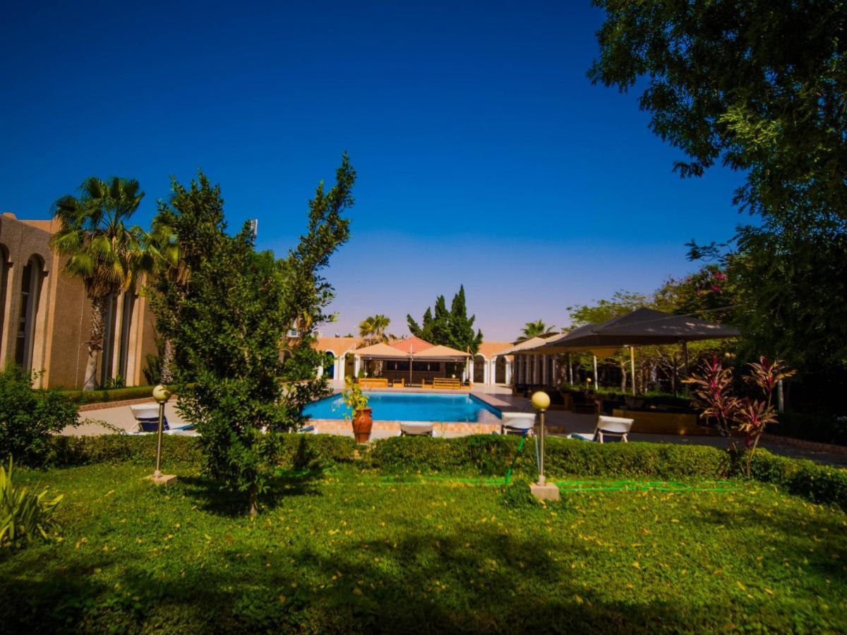 Hotel Monotel Dar El Barka Нуакшот Екстериор снимка