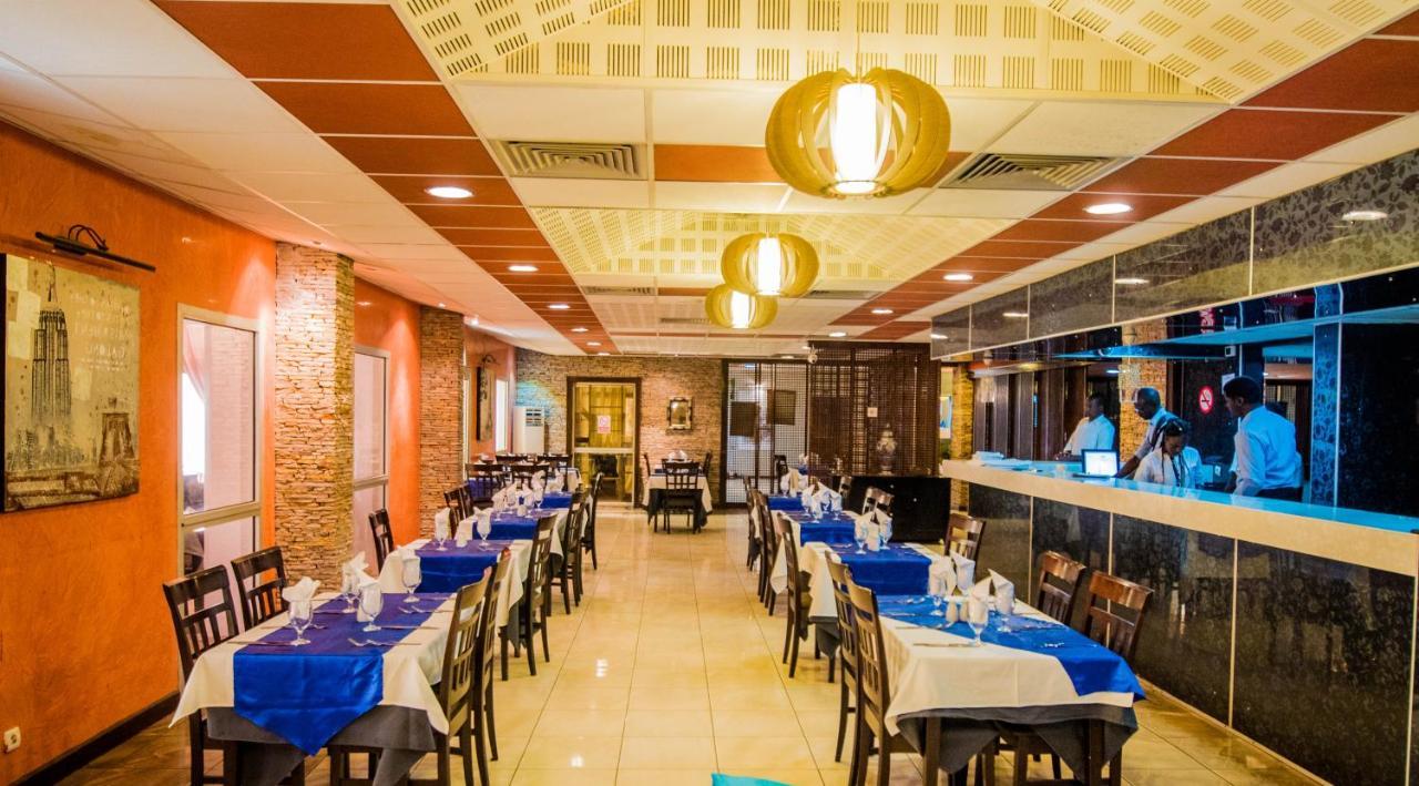 Hotel Monotel Dar El Barka Нуакшот Екстериор снимка