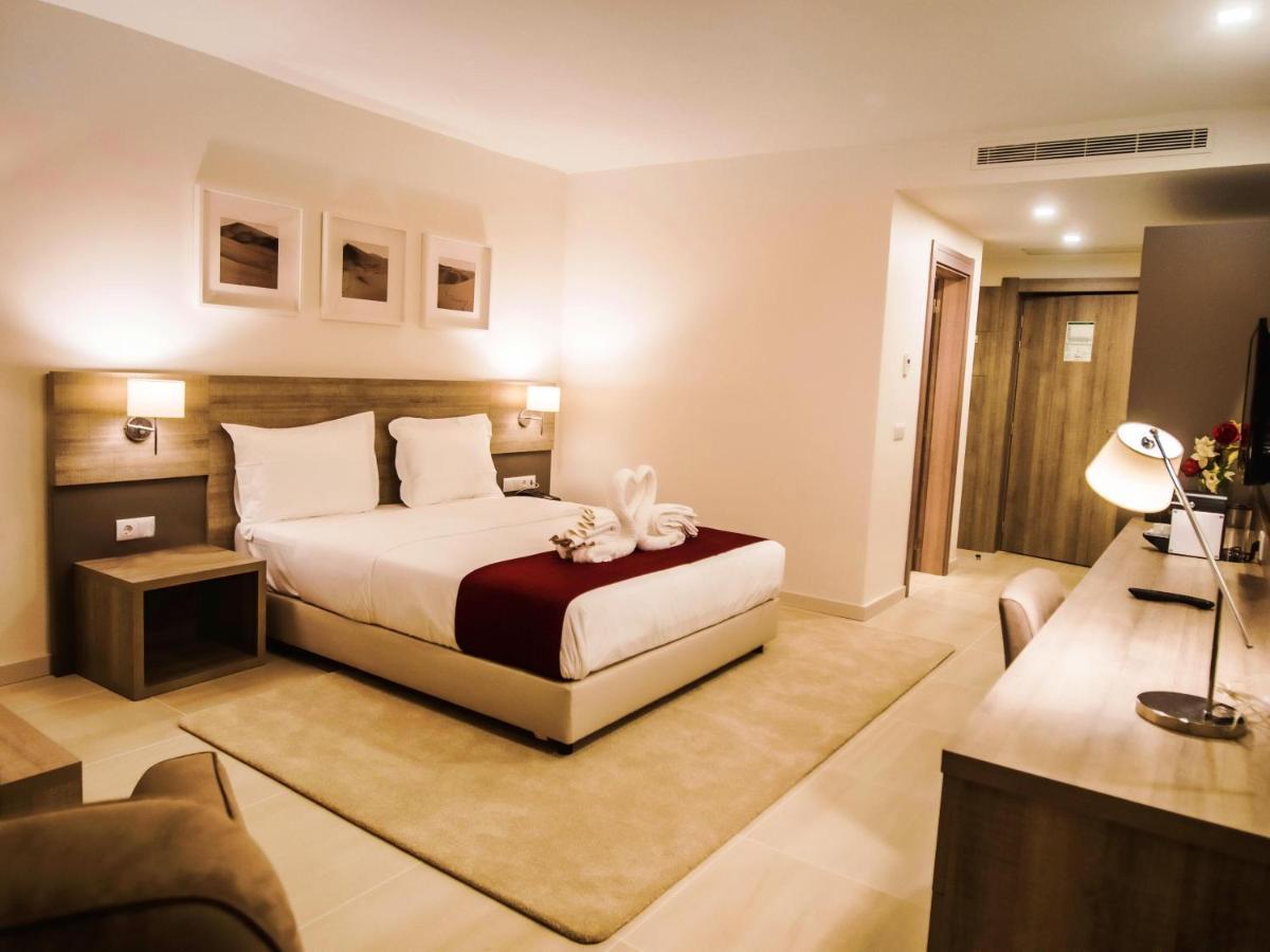 Hotel Monotel Dar El Barka Нуакшот Екстериор снимка