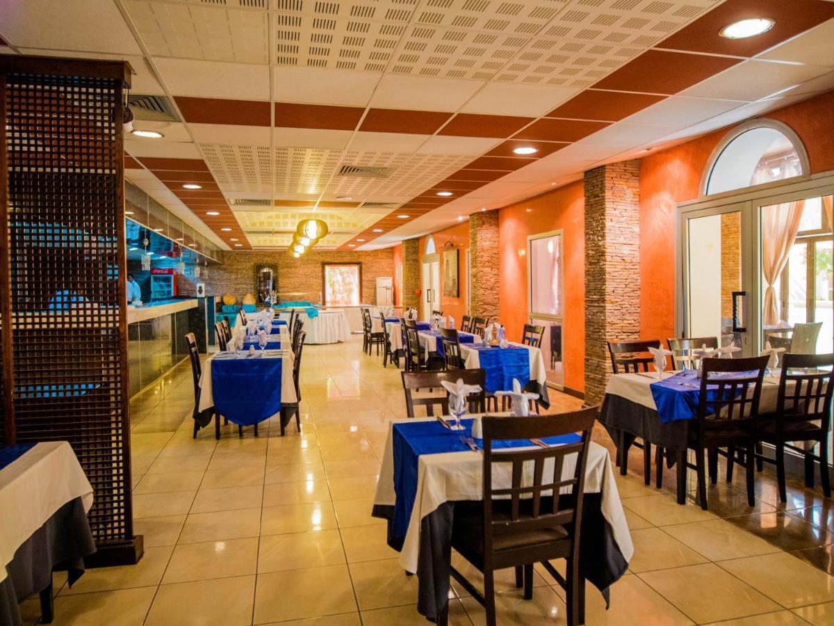 Hotel Monotel Dar El Barka Нуакшот Екстериор снимка